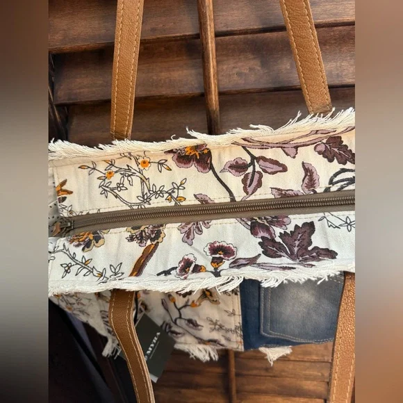 Myra Bag- Primrose Small Tote - Picture 13 of 16